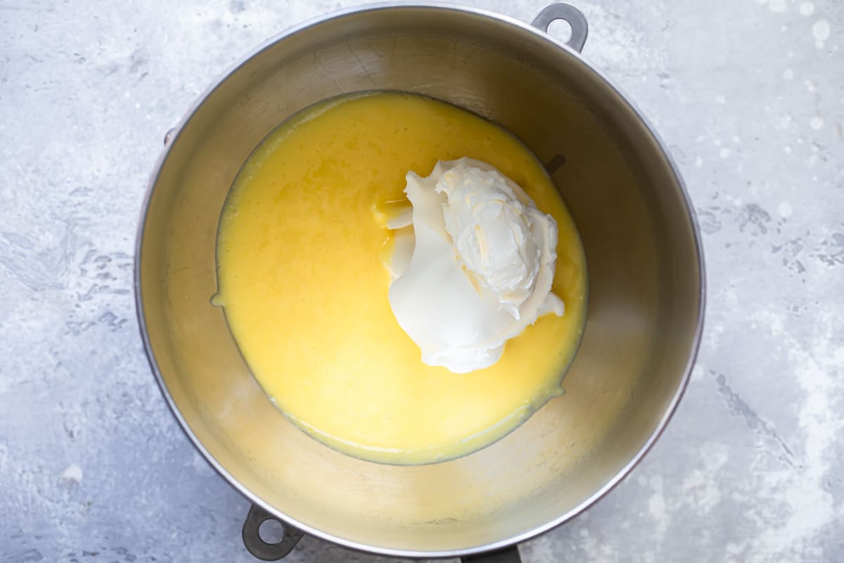 Tiramisu custard mixed with whipped cream.