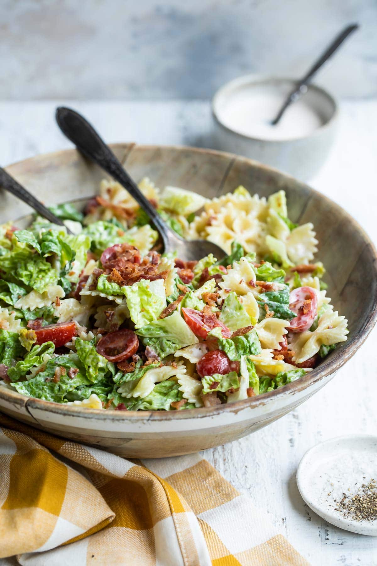 A bowl of BLT Pasta salad.