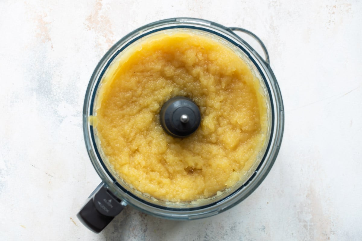 Apples puree in a food processor.