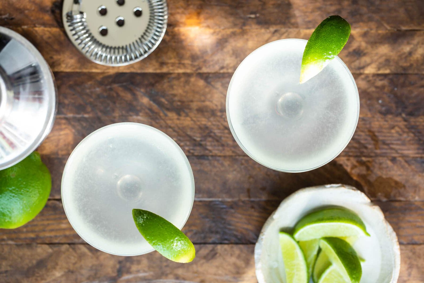 Two Daiquiris on a wooden background.