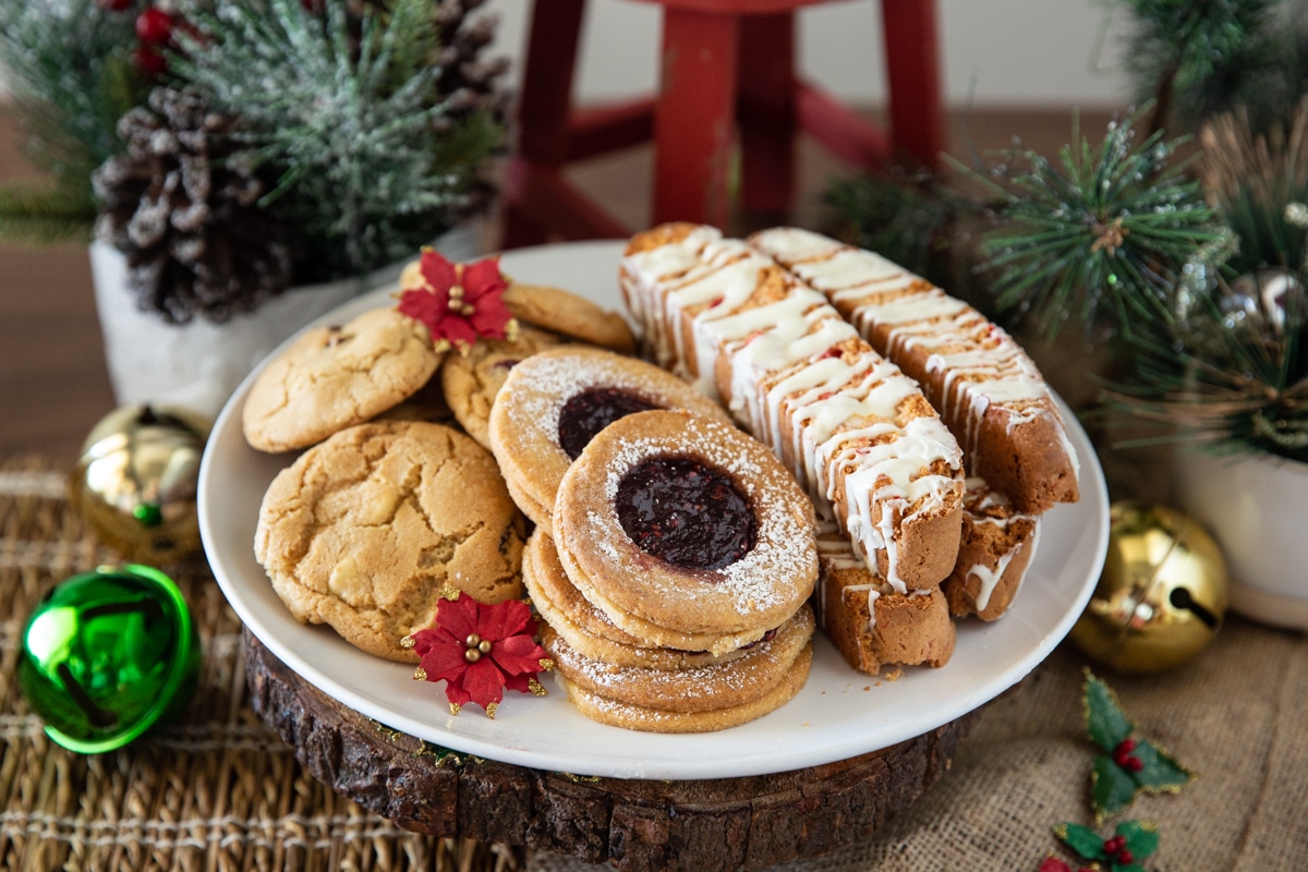 A plate for cookies for Christmas.