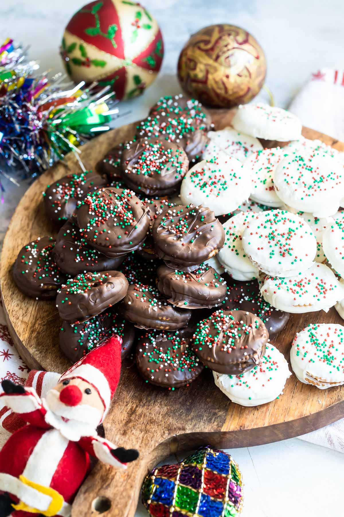 A pile of Ritz Cracker Cookies on a plate.