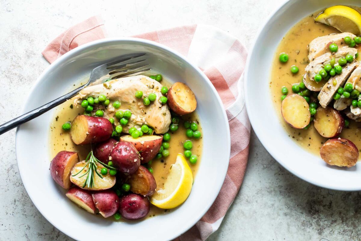 Chicken vesuvio in two bowls.