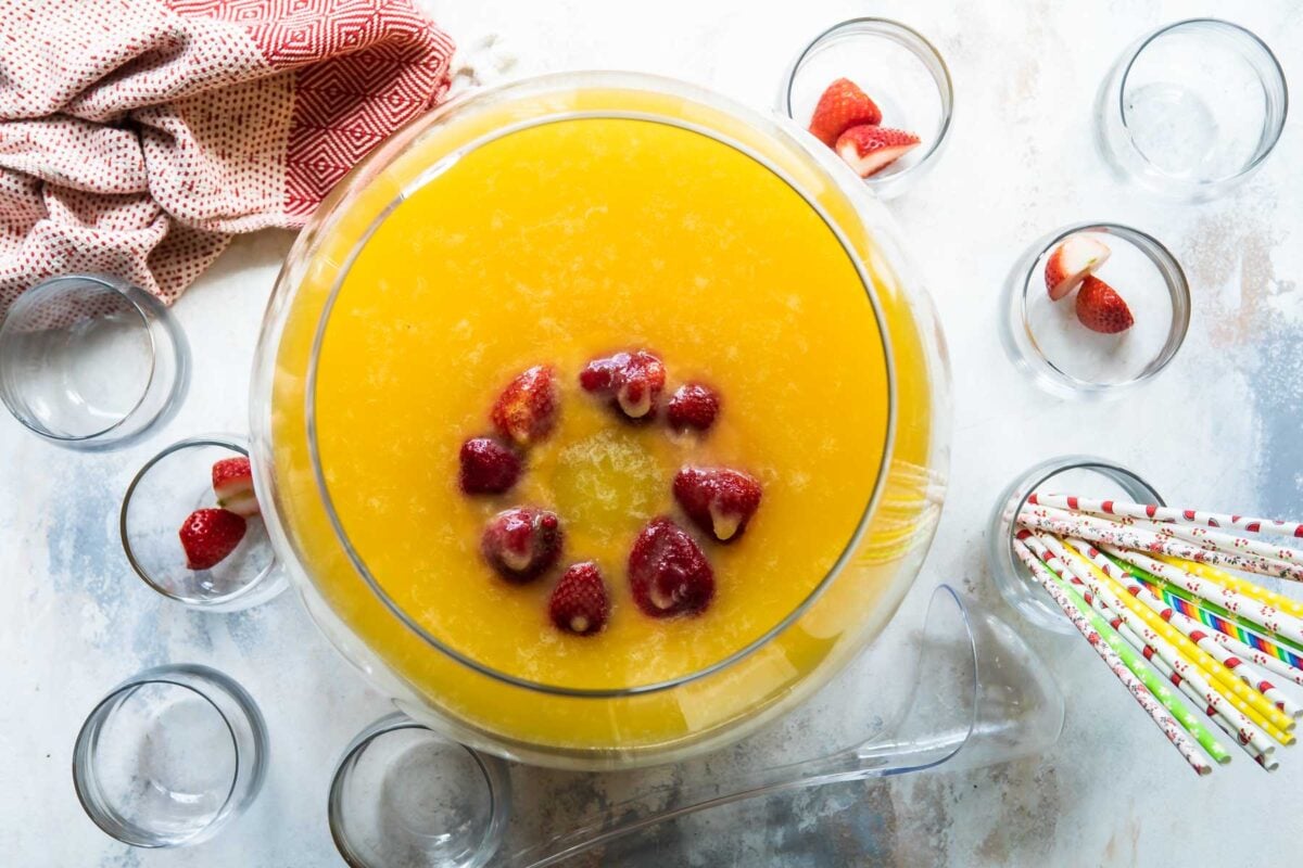 A punch bowl filled with fruit punch.