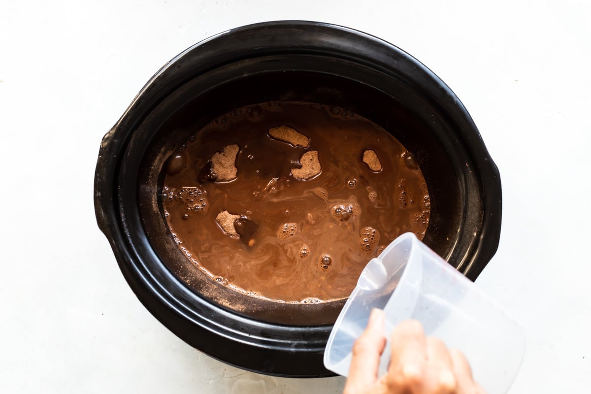 Making chocolate lava cake in a slow cooker.