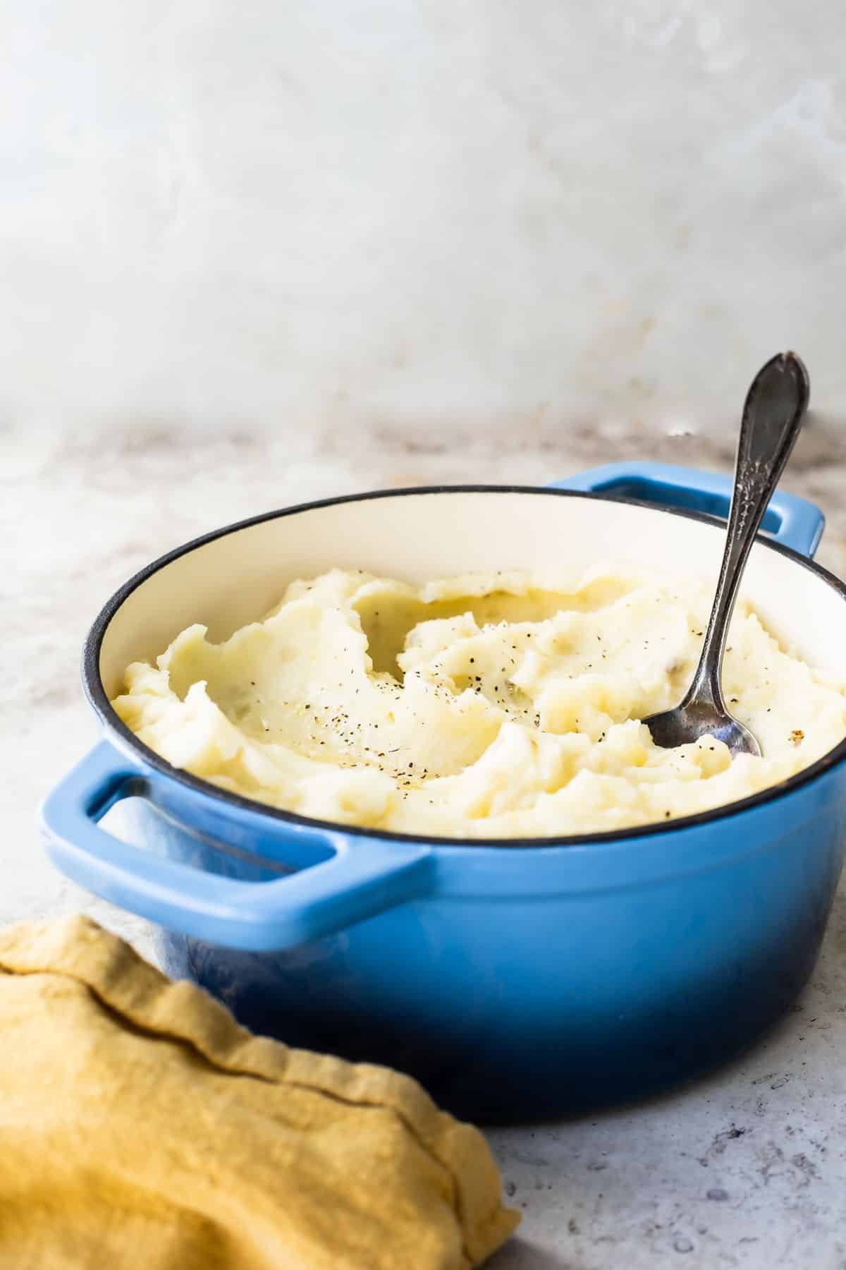 A pot of mashed potatoes.