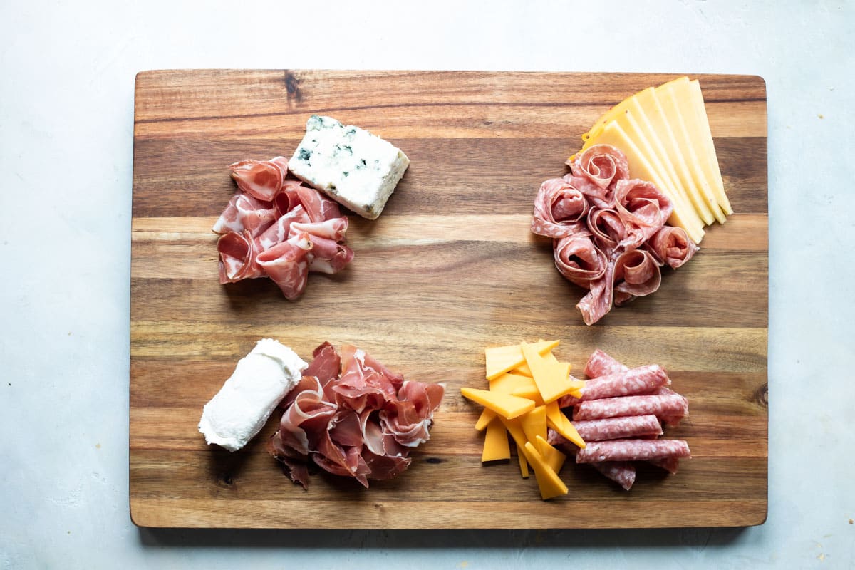 Building a charcuterie board by the qudrant.