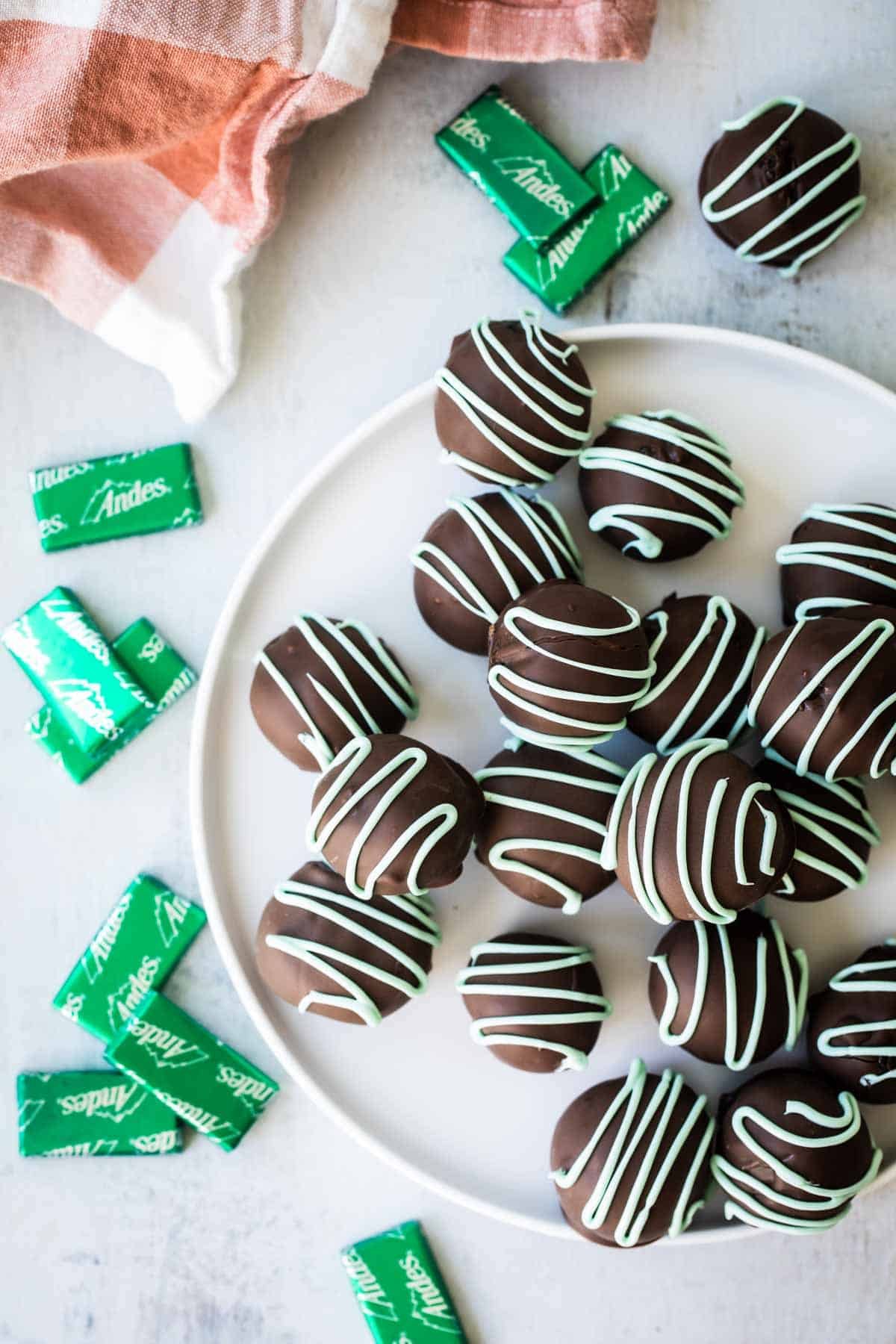 A plate full of Oreo mint truffles.