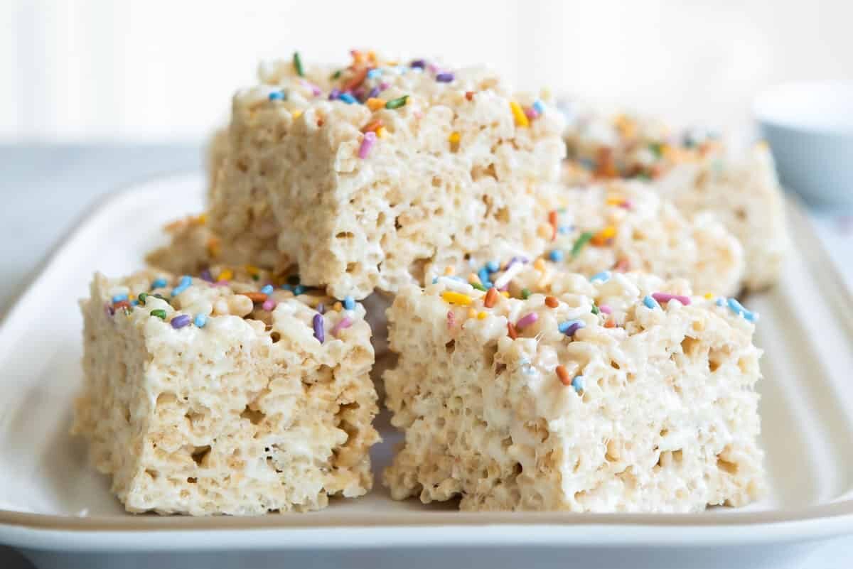 Rice Krispie treats on a platter.