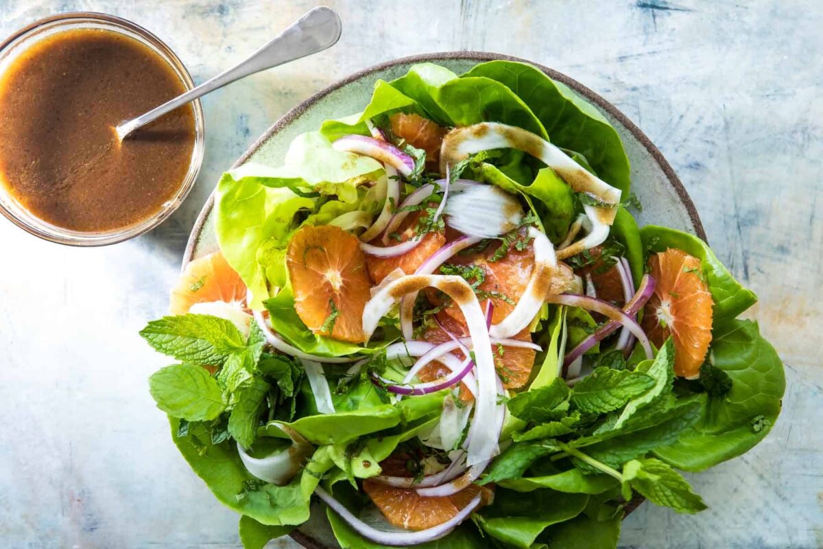 Fennel salad with oranges in a bowl.