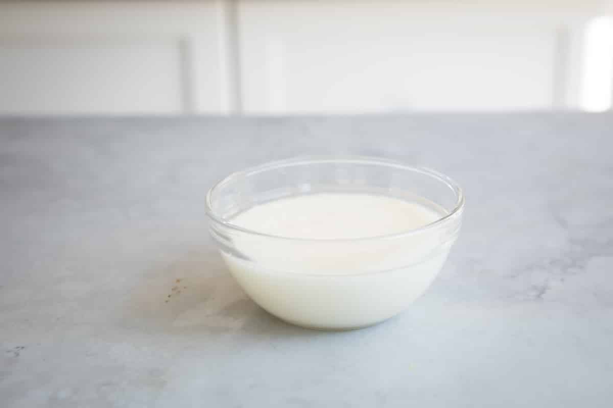 Icing in a clear rbowl.