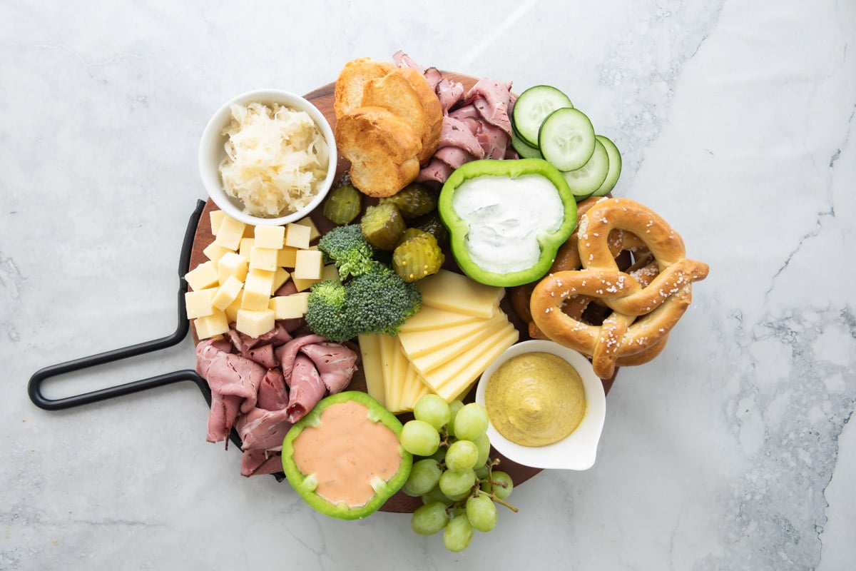 A St. Patrick's Day charcuterie board.