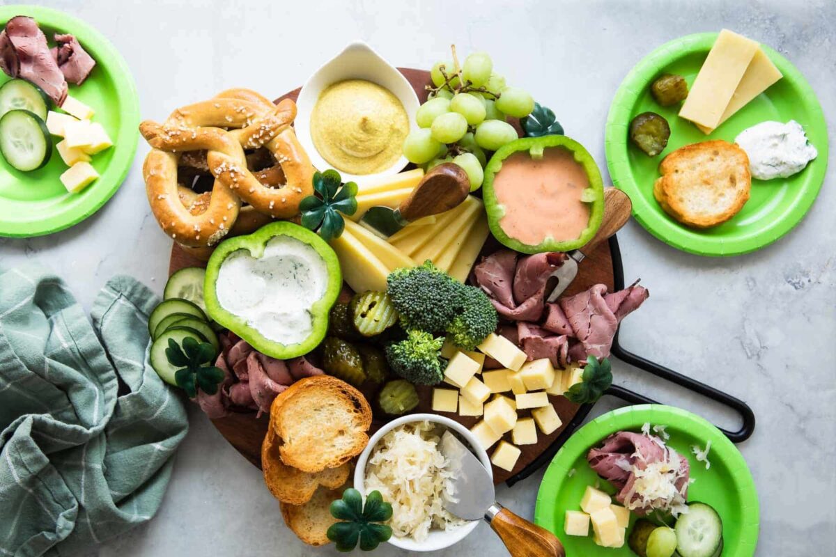 A St. Patrick's Day charcuterie board.