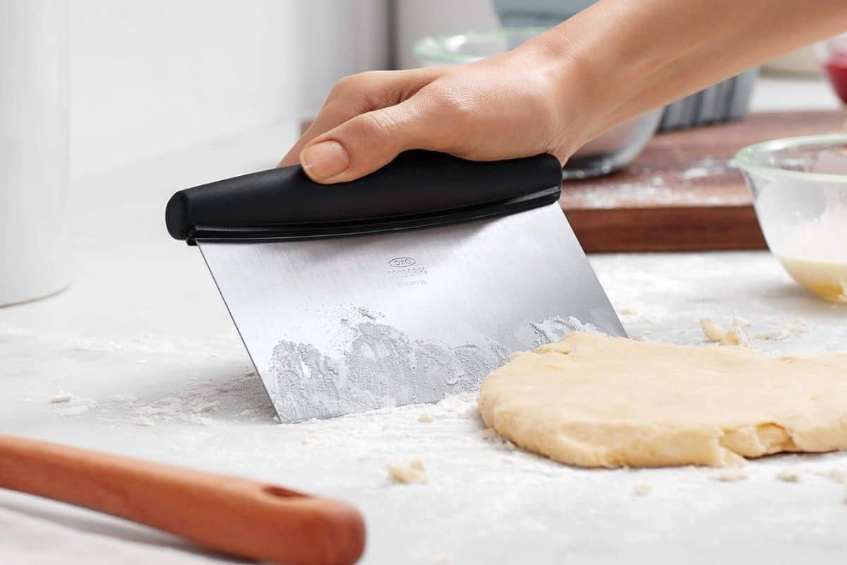The best bench scrapers: OXO 