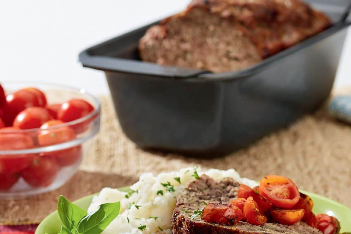 Rachael Ray Bakeware Meatloaf Baking Pan with Insert