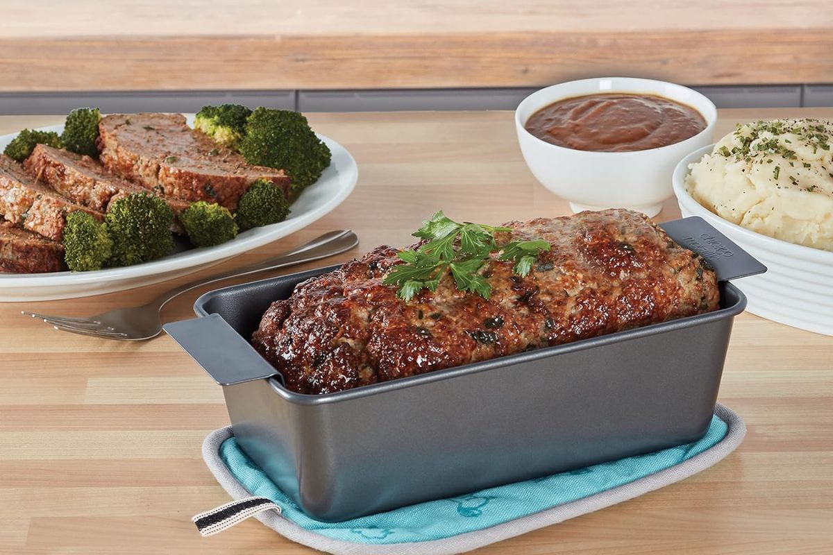 Chicago Metallic Professional Non-Stick 2-Piece Meatloaf Set