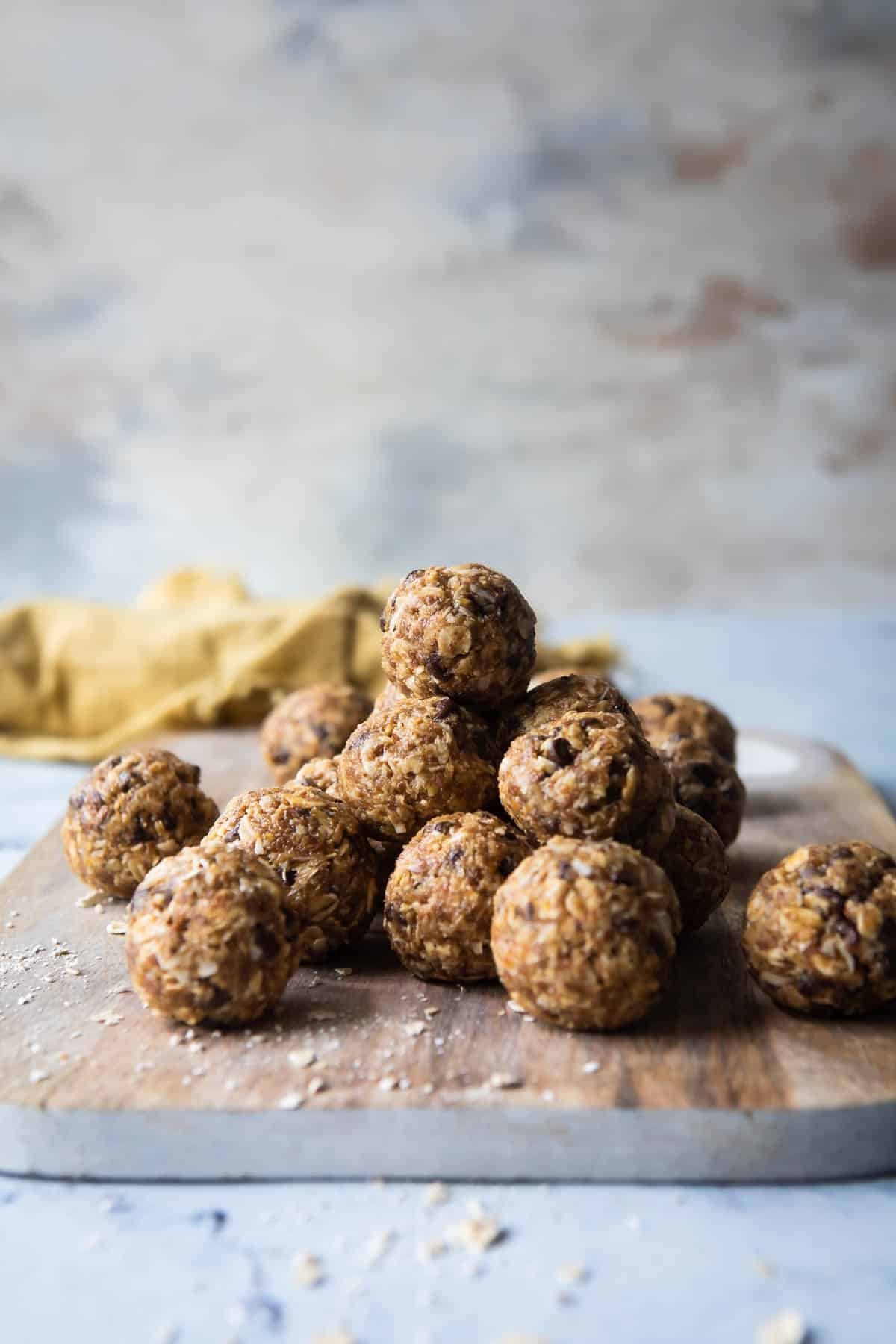 A board full of energy balls.