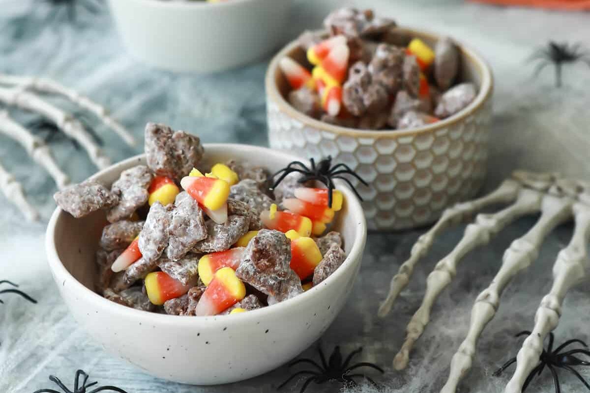 Five bowls of Halloween Puppy Chow.