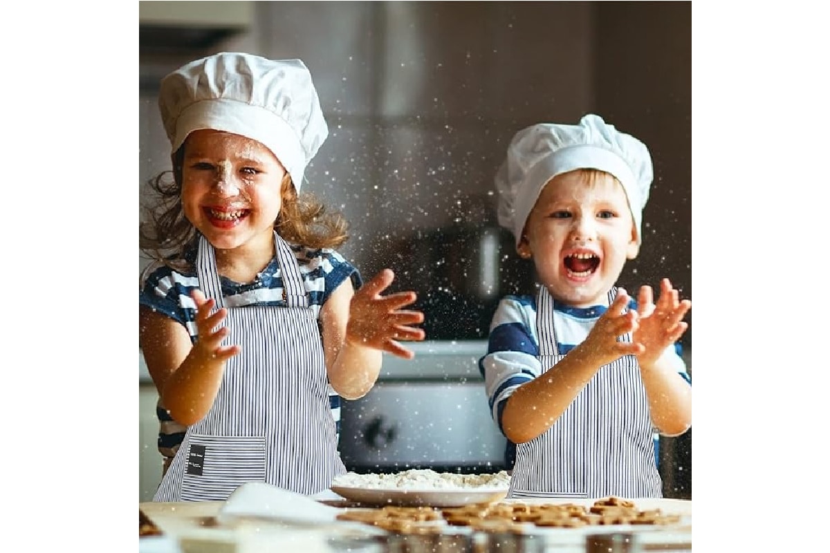 Kids Apron, Toddler Cotton Adjustable Bib Chef Apron with Pocket, For Children Age 2 to 5 years, Boys Girls