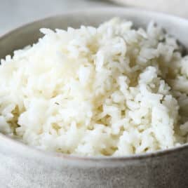 Baked rice in a bowl.