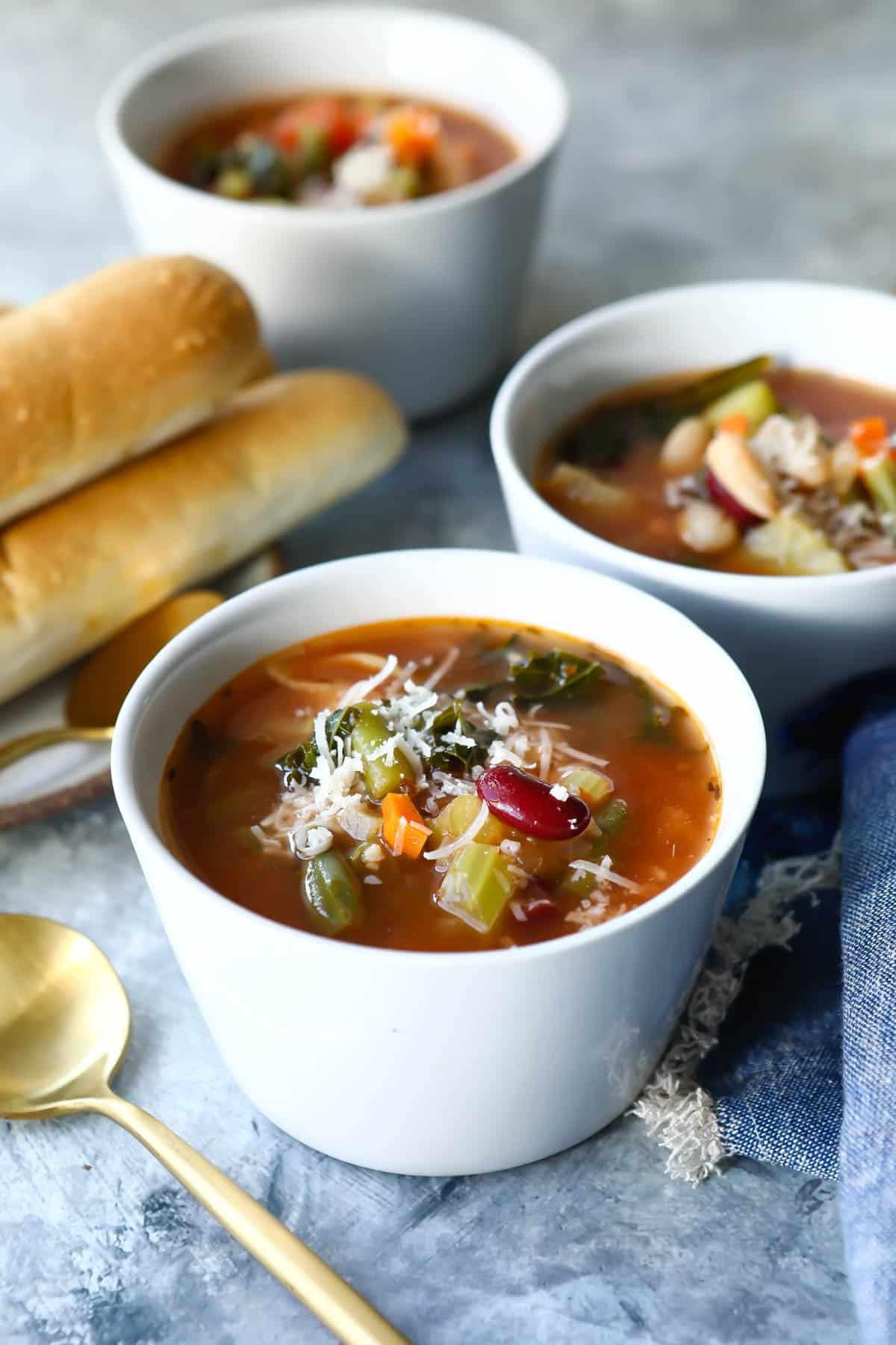 Two bowls of copycat olive garden minestrone.