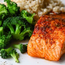 Air fryer salmon on a plate.