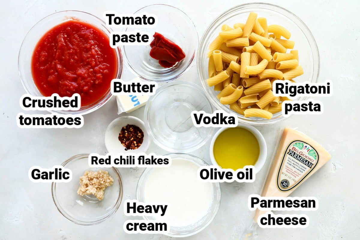 Labeled ingredients for Penne alla Vodka.