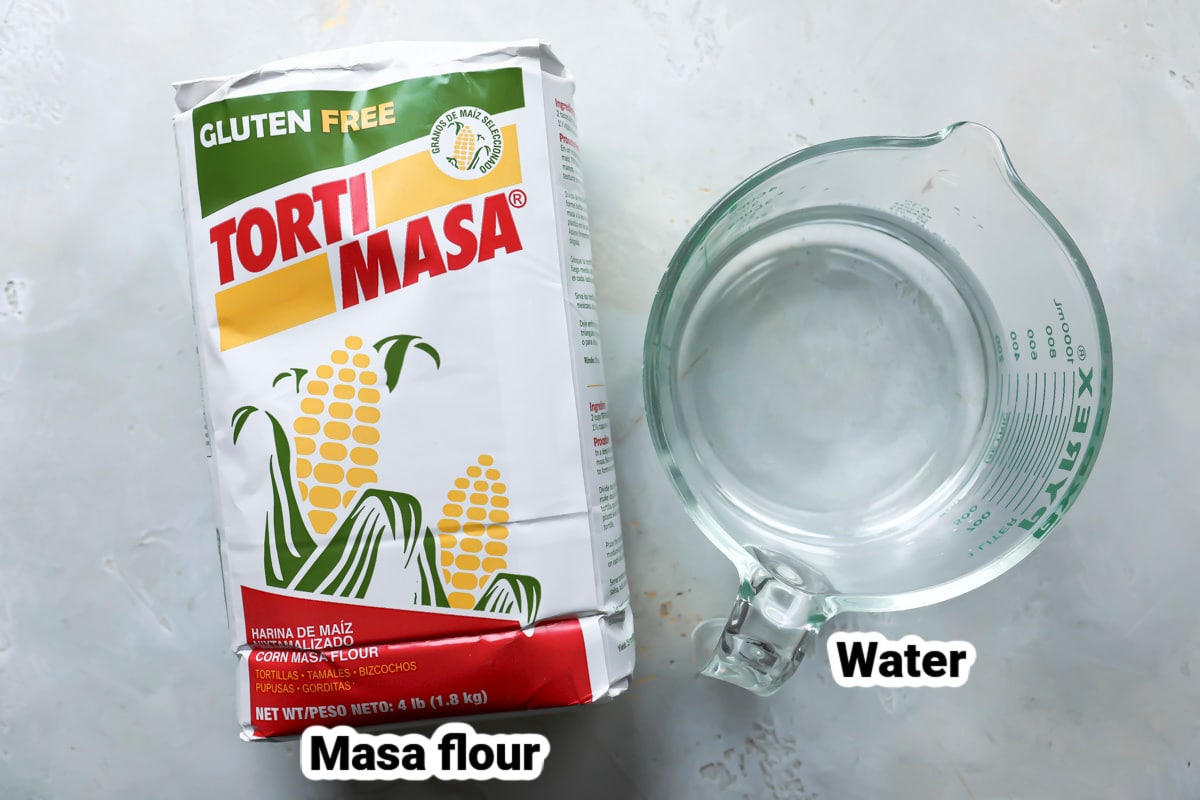 Labeled ingredients for corn tortillas.